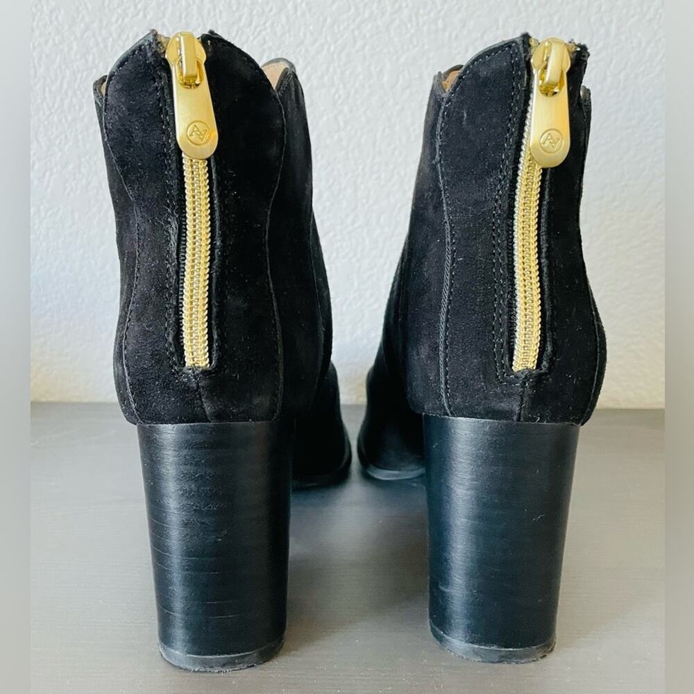 Suede Leather Ankle Boots with Art Deco Seaming and Gold Zipper size 7.5 - Picture 7 of 8
